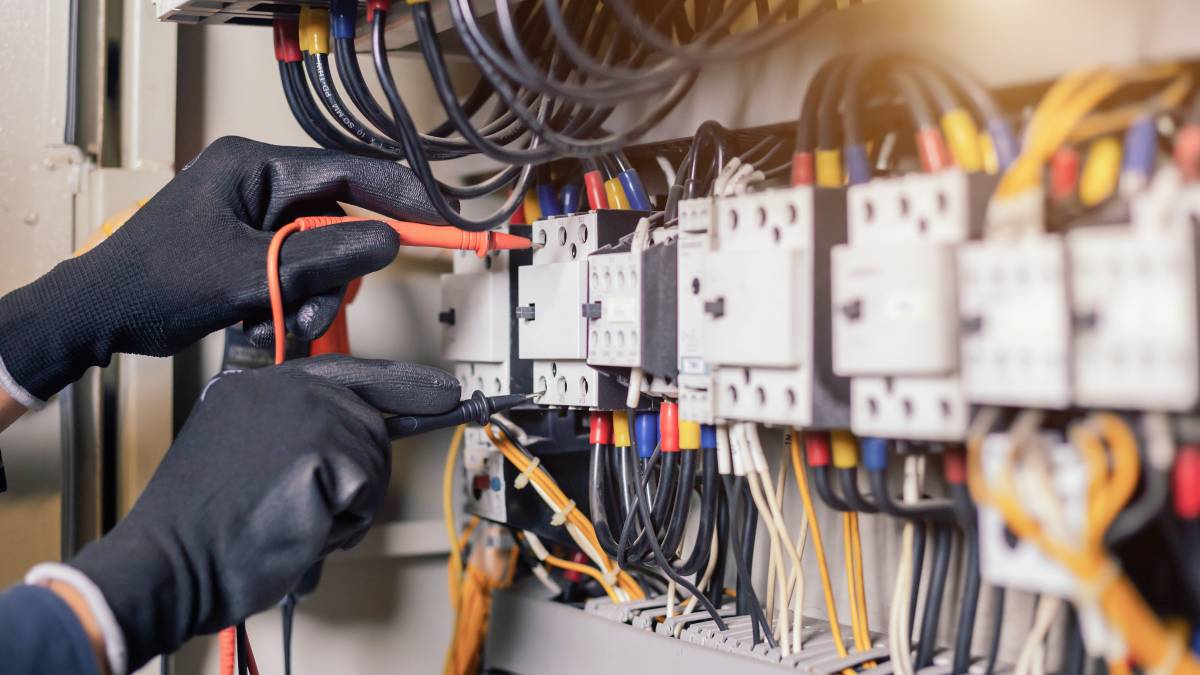 Fachkraft für Arbeitssicherheit: Die Schlüsselrolle für sicheren und gesunden Arbeitsplatz